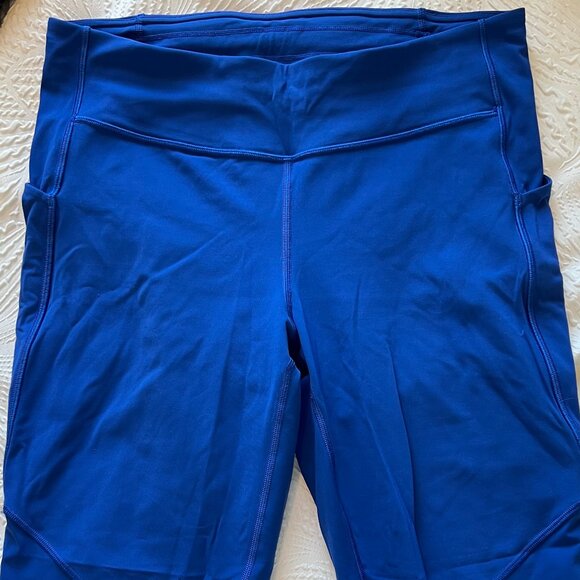 lululemon athletica Pants - Women's Lululemon Blue 7/8th Length Leggings Size 10